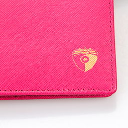 廣州皮具廠 專業定制高檔真皮護照包與電子產品銷售一體化服務